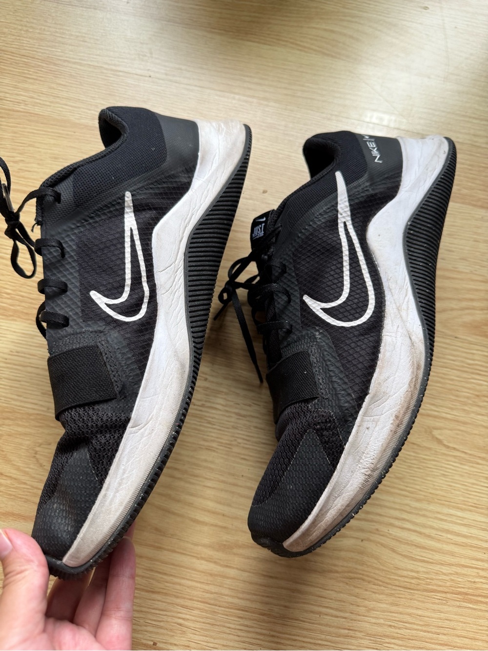 Nike Men’s Black Training Shoes with White Swoosh size 13